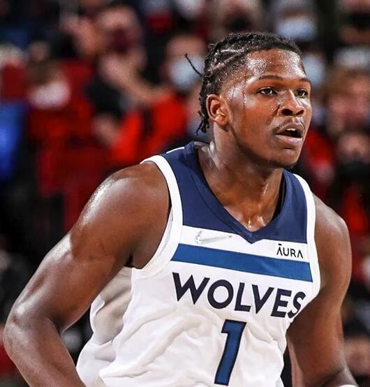 星空体育-德甲转会期走向成谜，明尼苏达森林狼更衣室发声，引发热议，赛程密集仍需轮换的简单介绍